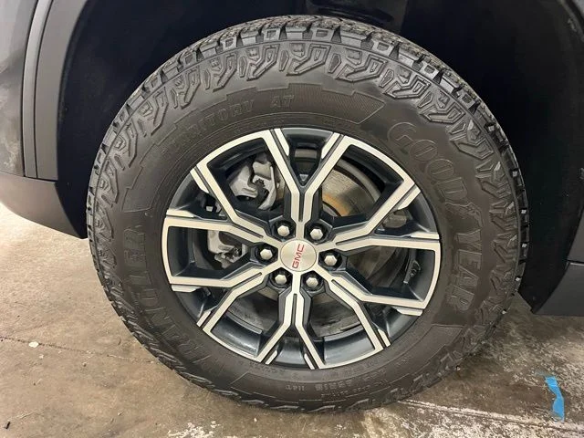 Used 2024 Black GMC AT4 image 29