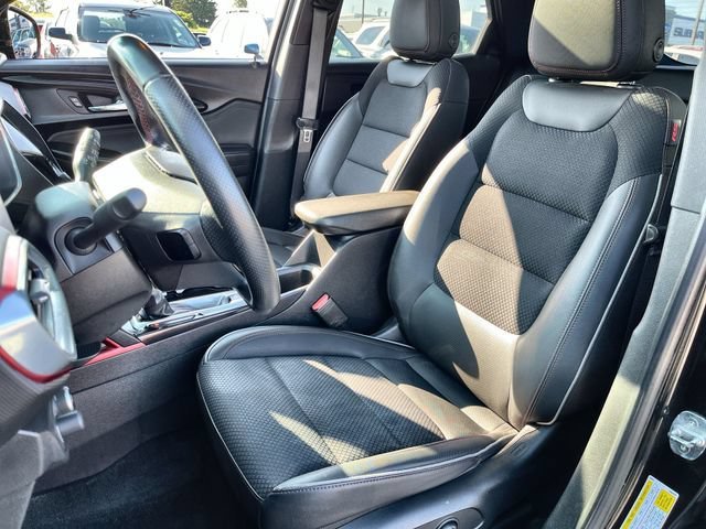 Used 2021 MOSAIC BLACK METALLIC Chevrolet RS image 14