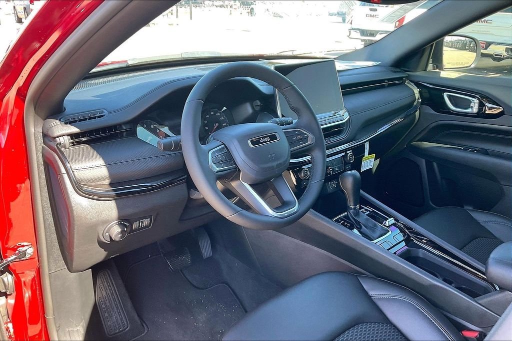 New 2026 Jeep Compass Latitude 4D Sport Utility