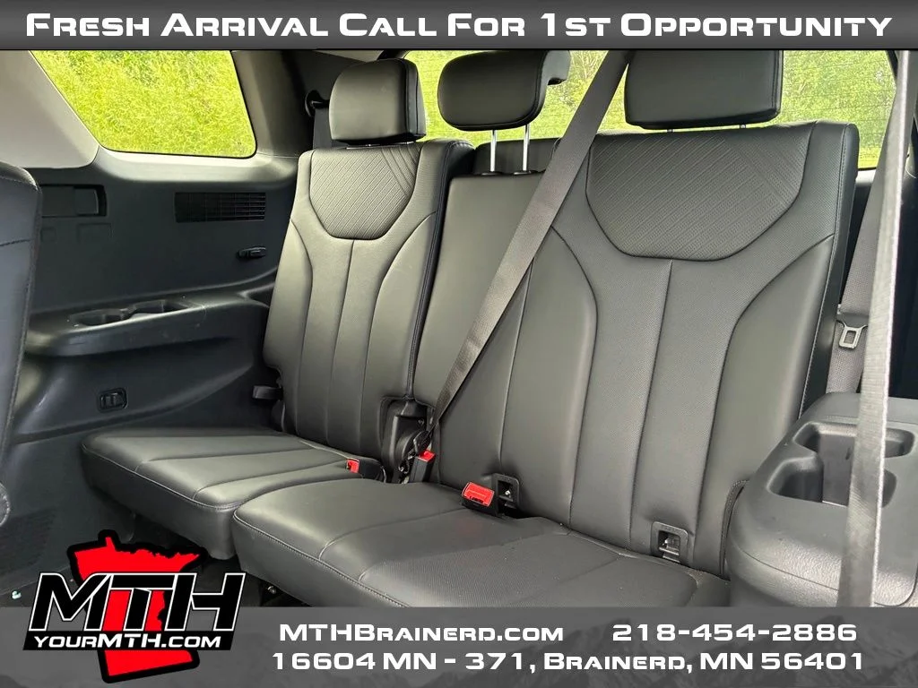 Certified Used 2025 White Hyundai SEL image 11