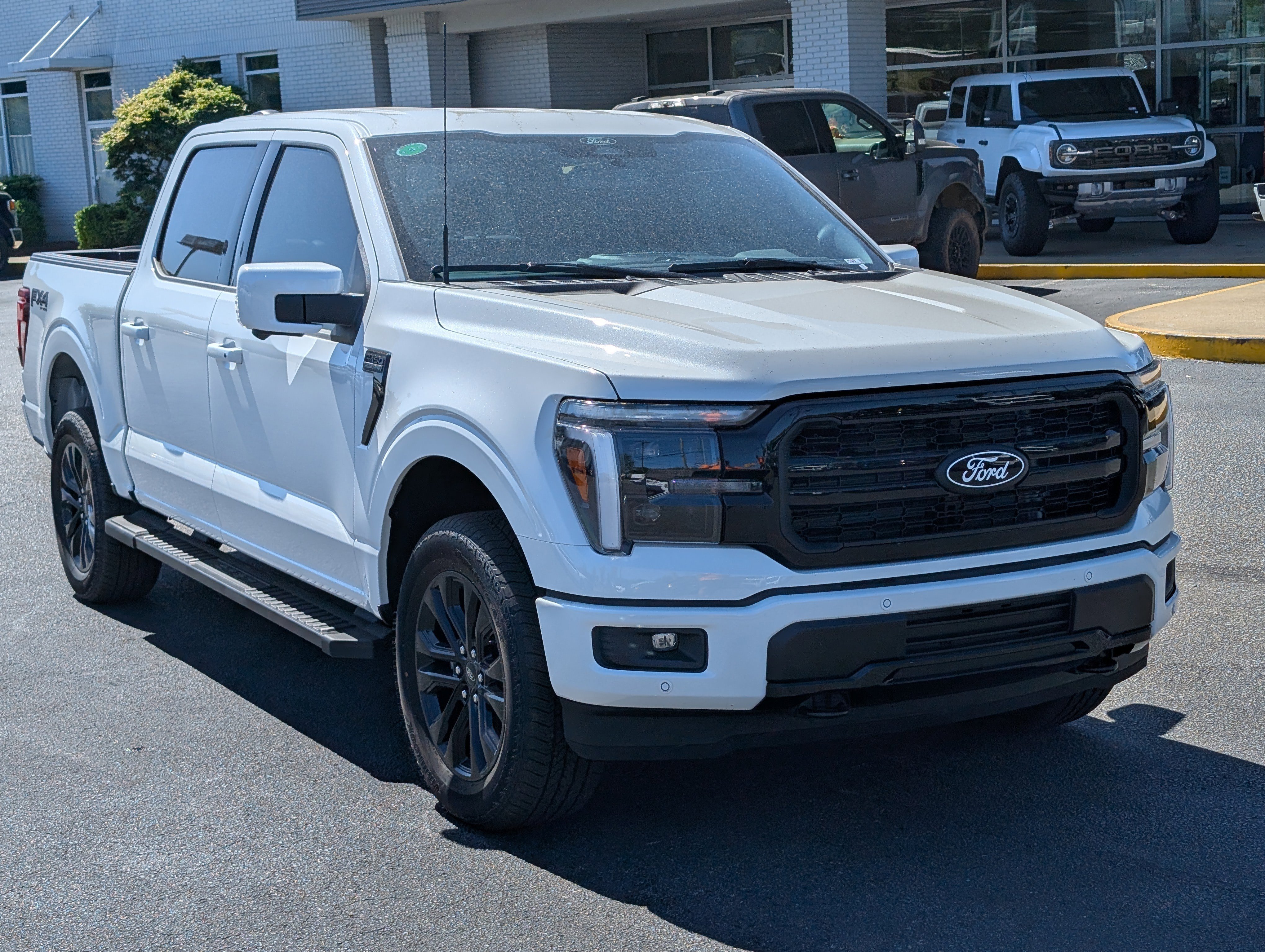 New 2026 STAR WHITE FORD Lariat image 4