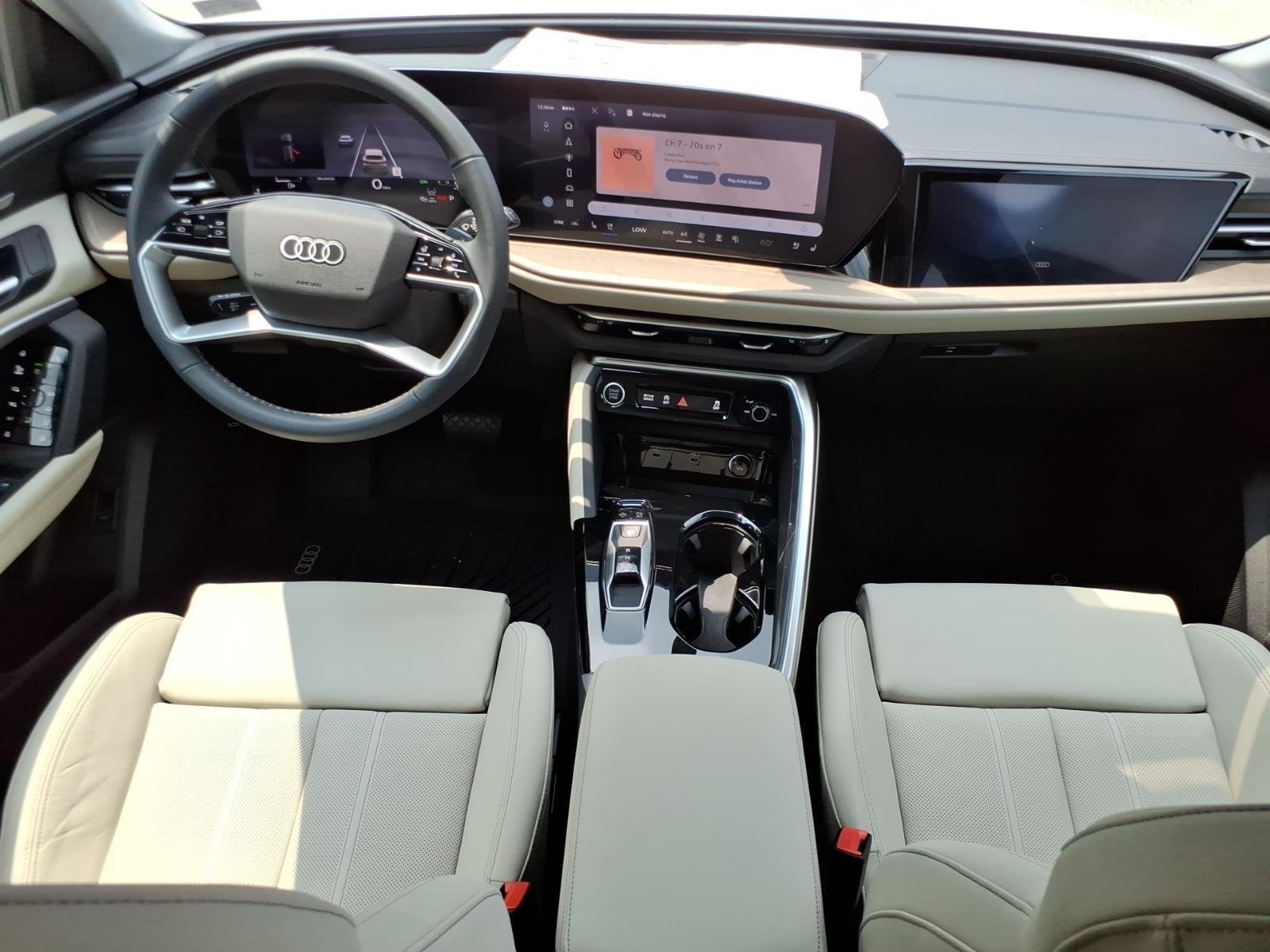 Used 2025 Daytona Gray Pearl Effect Audi S line Premium image 27