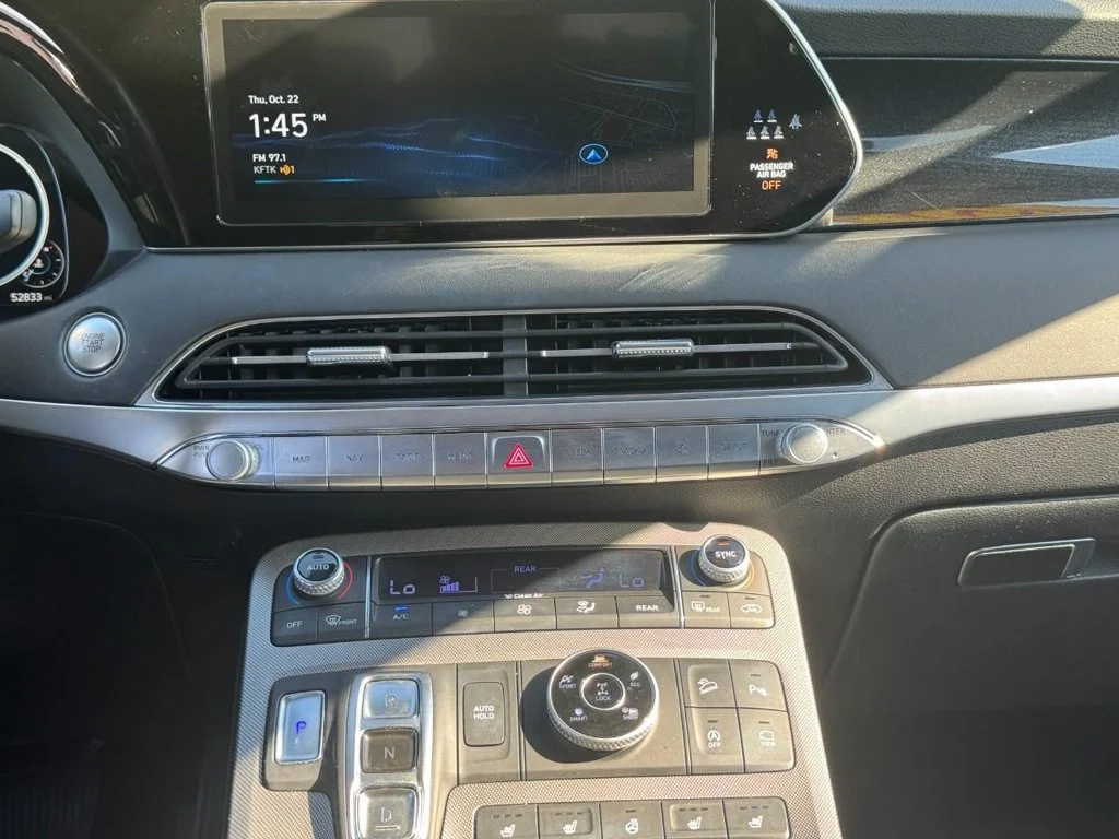 Used 2022 Gray Hyundai Limited image 15