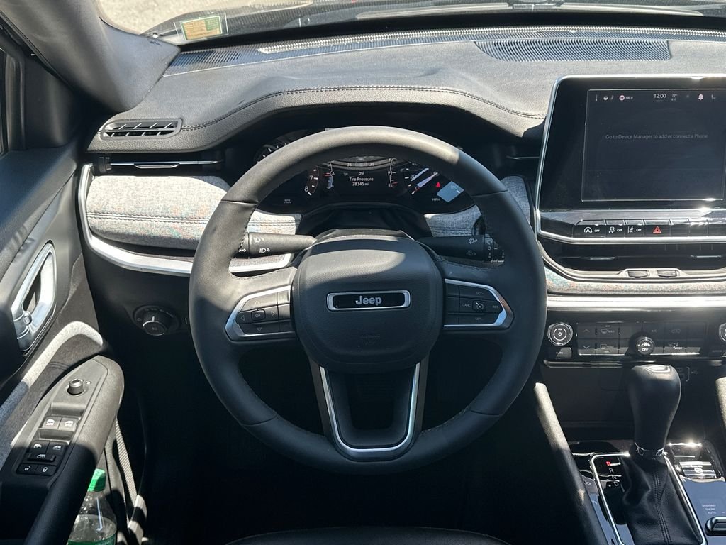 Used 2025 Black Jeep Latitude image 23