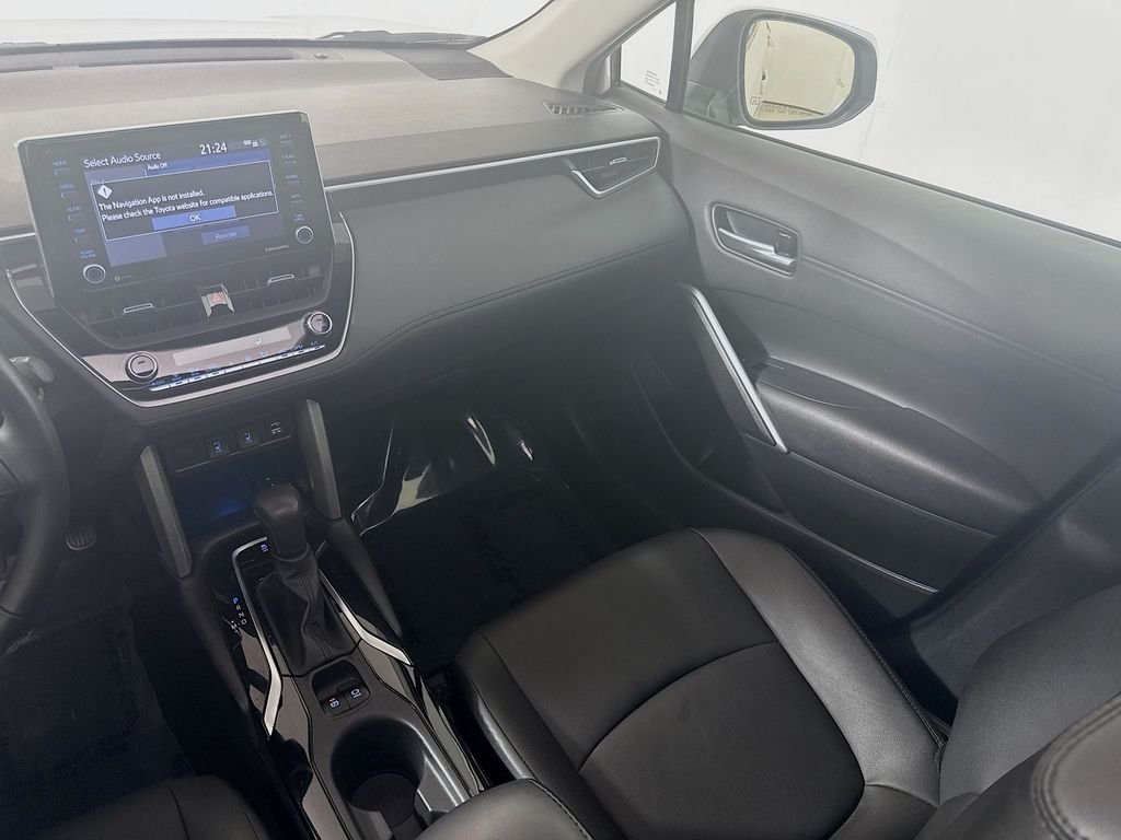 2022 Toyota Corolla Cross XLE - Photo 24