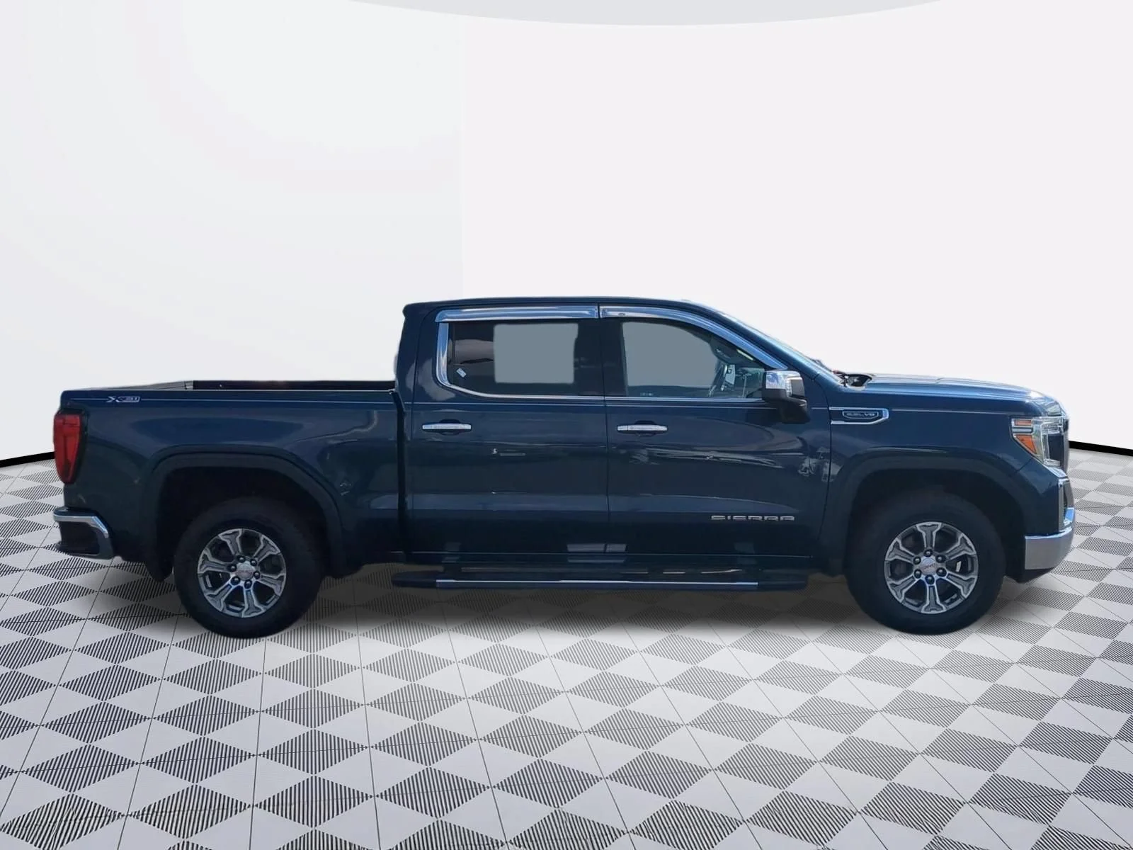 Used 2021 Pacific Blue Metallic GMC SLT image 8