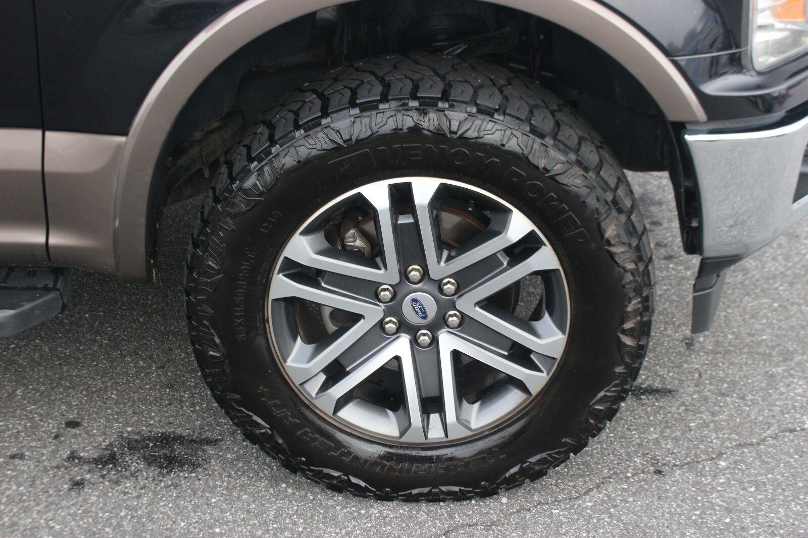 Used 2020 Black Ford XL image 38