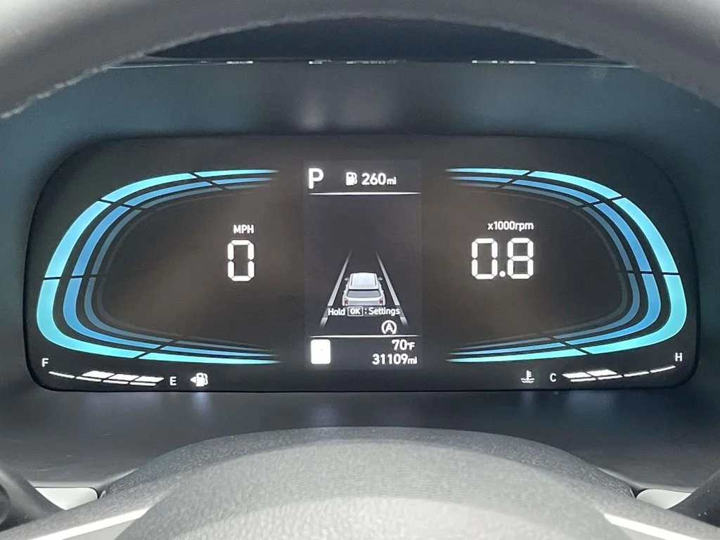 Used 2025 Black Hyundai SEL image 20