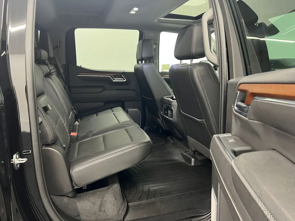 Used 2023 Onyx Black GMC Denali image 26