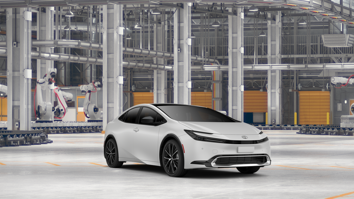 New 2027 Wind Chill Pearl Toyota XLE image 15