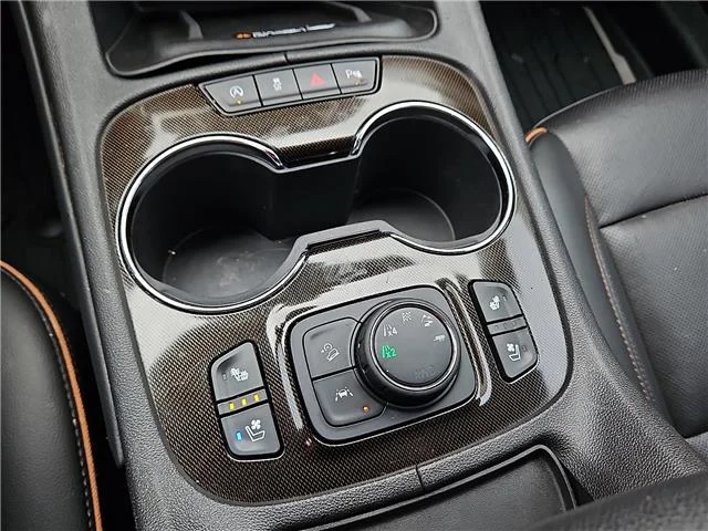 Used 2023 White Frost Tri GMC AT4 All-Wheel Drive image 16