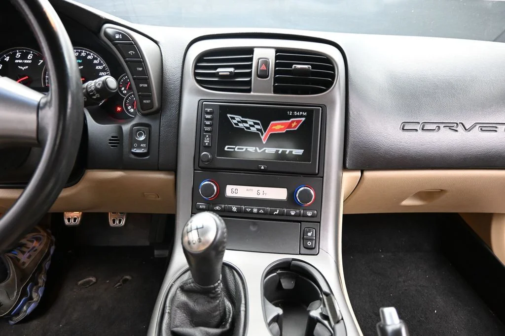 Used 2006 Red Chevrolet Base image 16