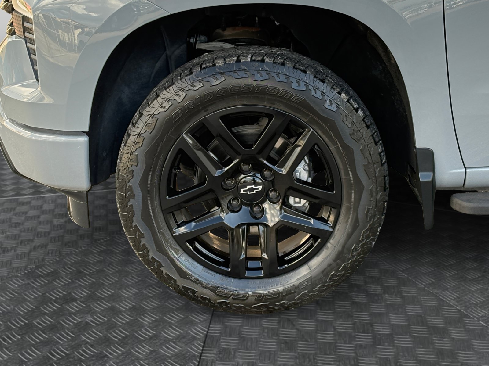 Used 2025 Gray Chevrolet RST image 9