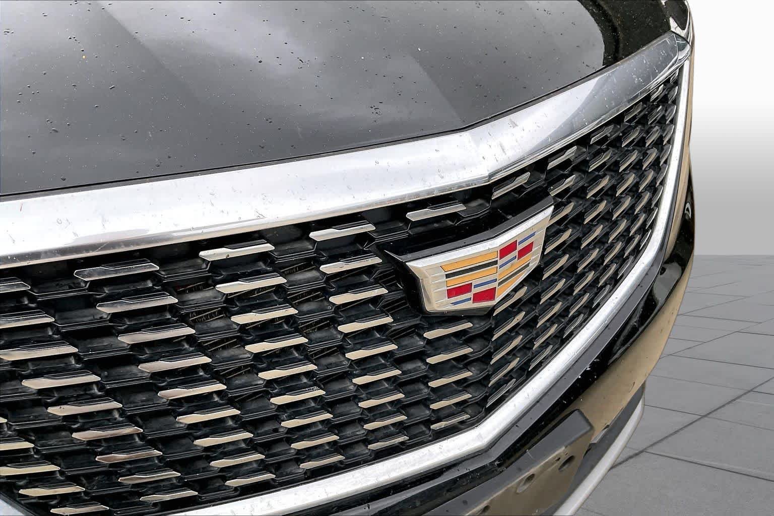 Used 2025 Stellar Black Metallic Cadillac FWD Premium Luxury image 29