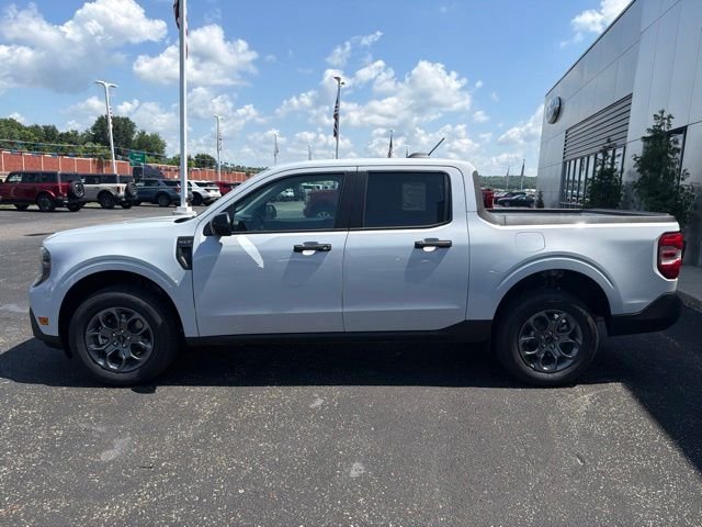 New 2026 Space White Metallic Ford XLT image 7
