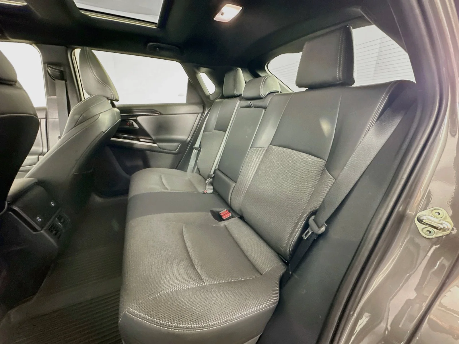 Certified Used 2023  Toyota XLE image 24