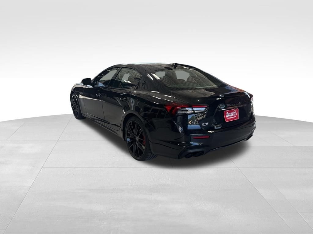 Used 2023 Black Maserati Modena image 3