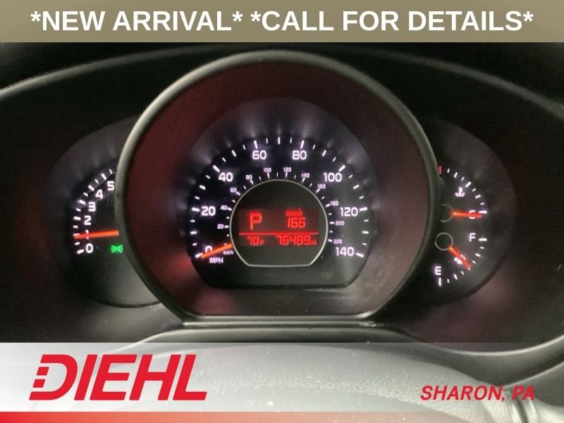 Used 2017 Gray Kia Base image 11