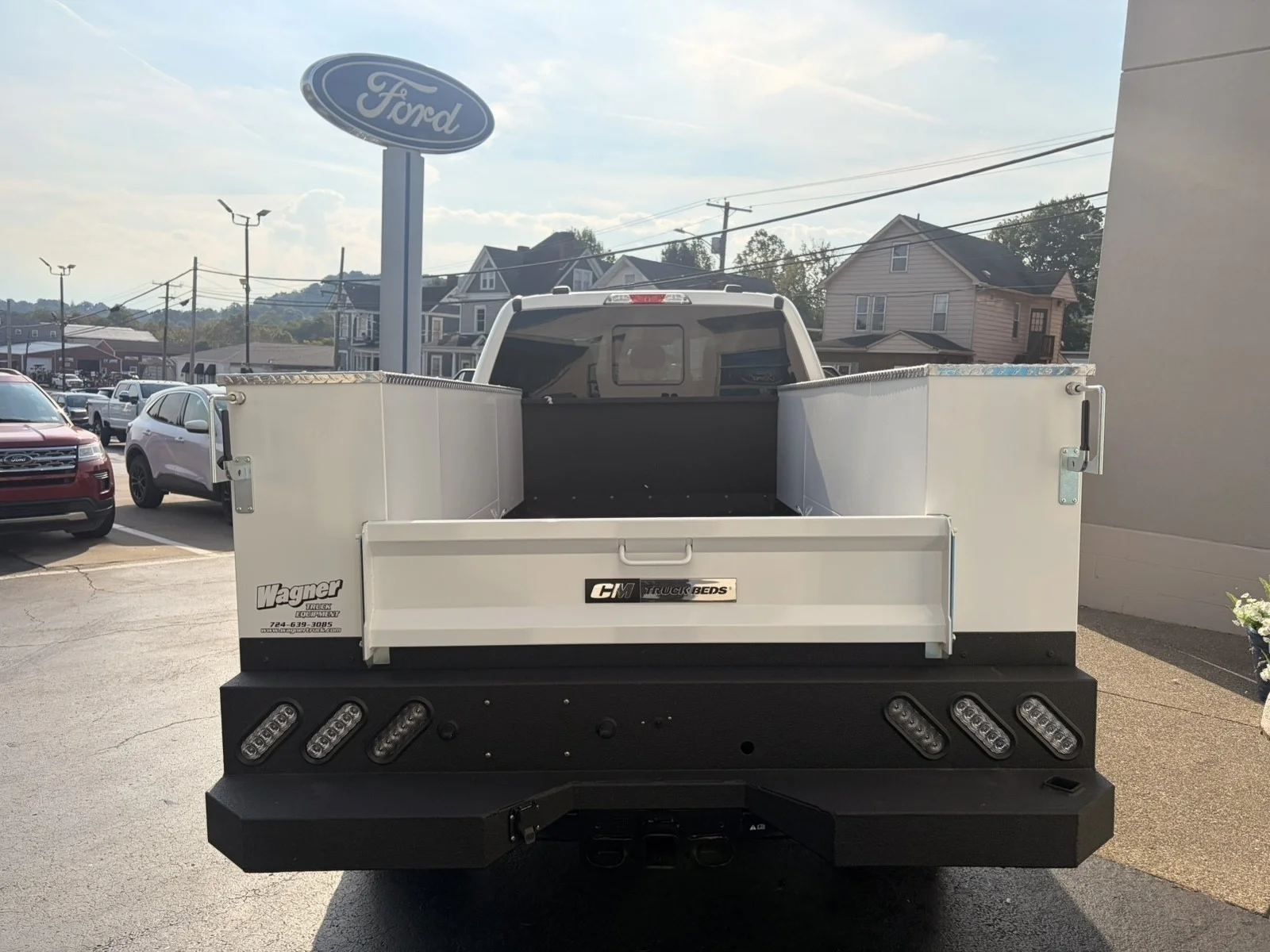 New 2027 Oxford White Ford F-250® XL image 7