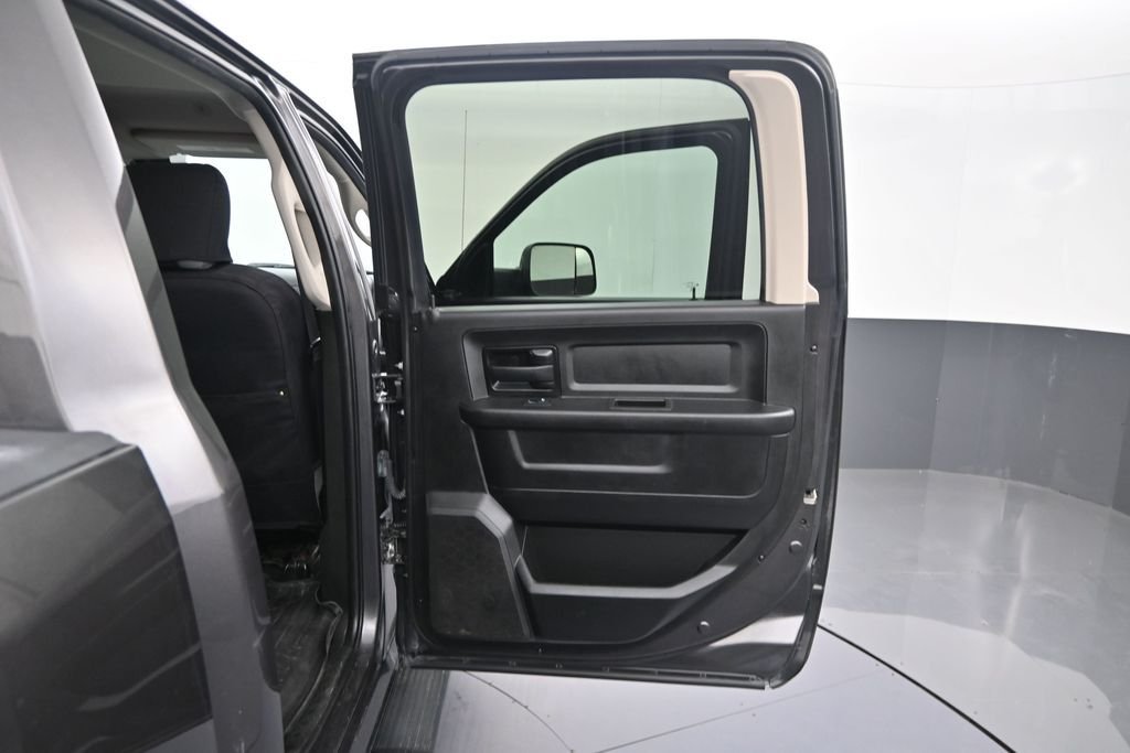 Used 2018 Gray Ram Tradesman image 32