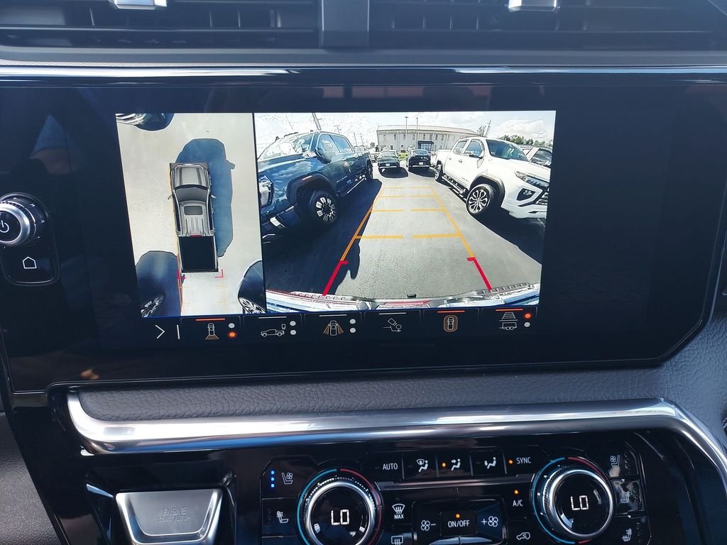 Used 2025 Silver GMC Denali image 25