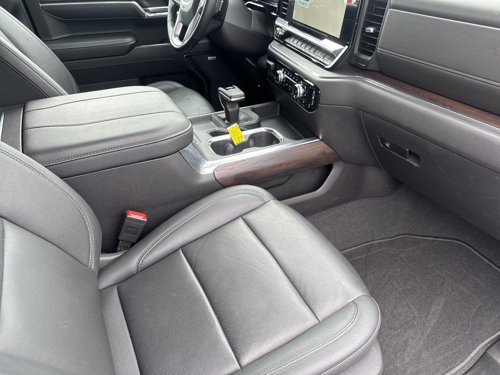 Used 2024 Summit White GMC SLT image 35