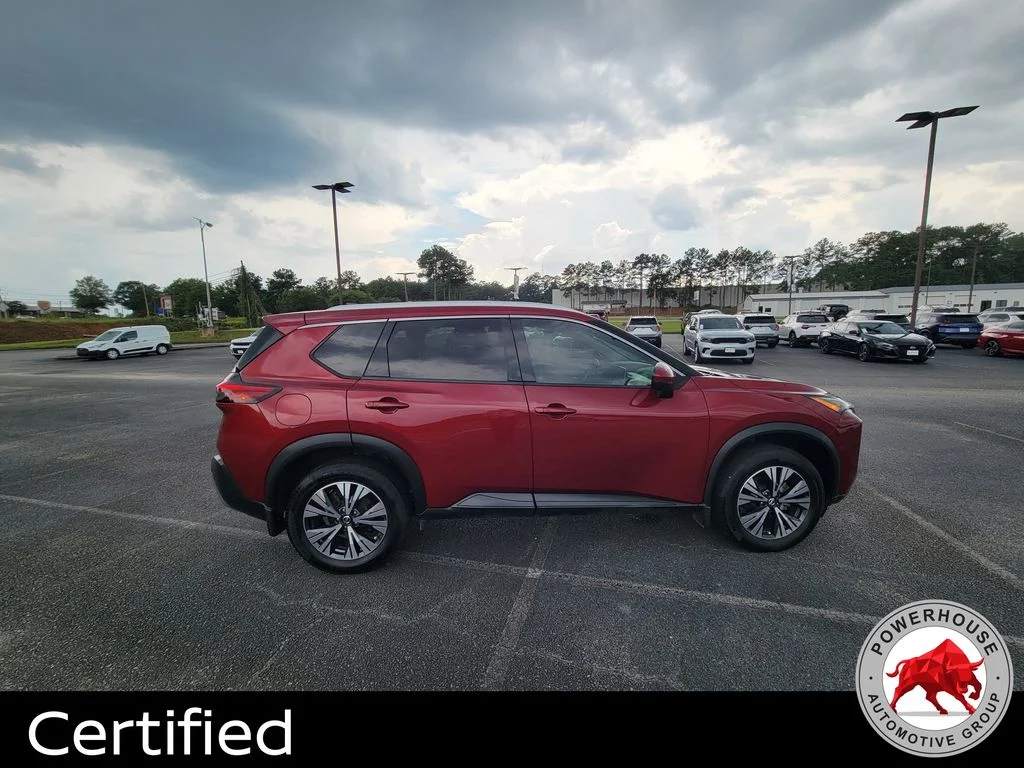 Used 2021 Red Nissan SV image 6