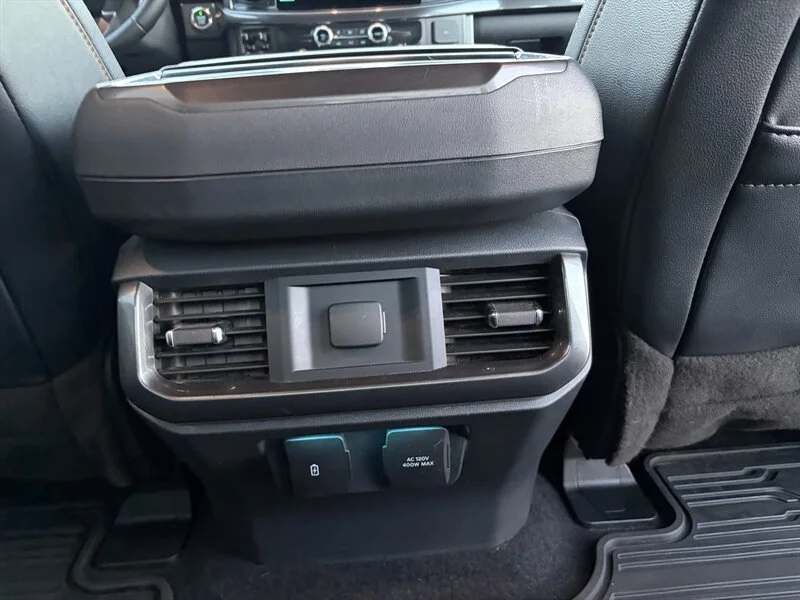 Used 2023 White Ford Tremor image 18