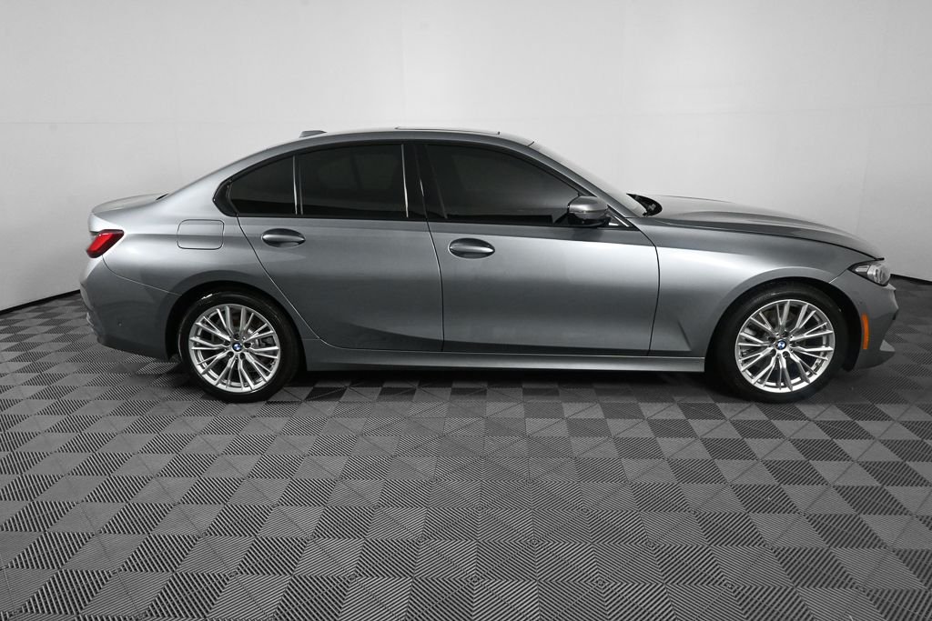 Used 2023 Gray BMW 330i image 22