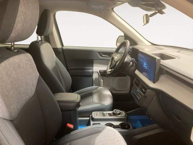 New 2026 Azure Gray Metallic Ford XLT image 15