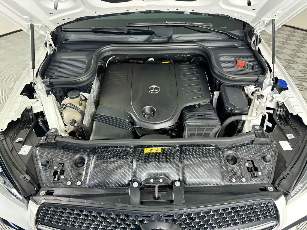 Certified Used 2024 White Mercedes-Benz GLE 450 image 31