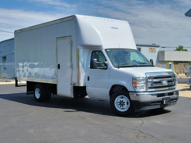 2026 Ford E-Series DRW E-350 Super Duty 138 in WB's photo