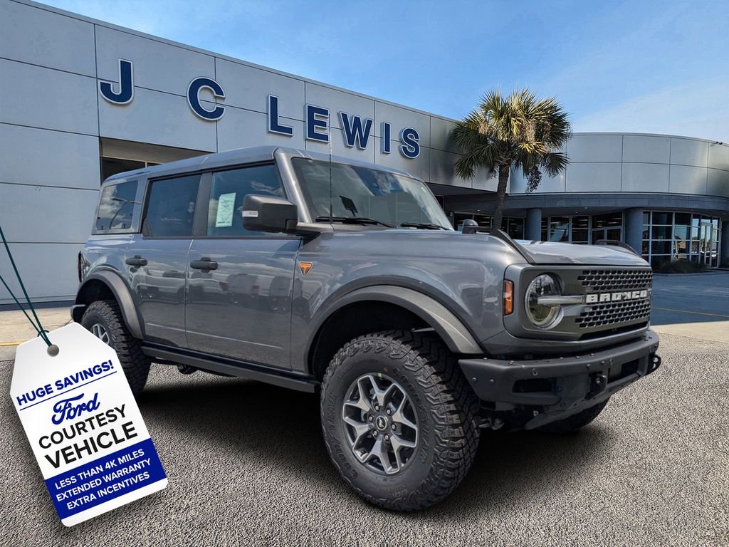 2025 Ford Bronco 4-Door Badlands