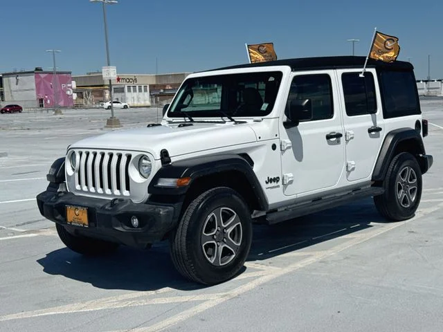 Used 2022 White Jeep Unlimited Sport S image 4