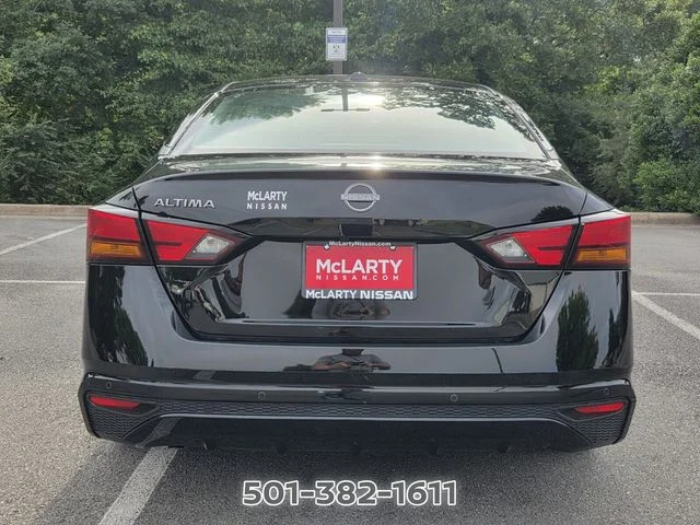Used 2025 Black Nissan 2.5 SV image 4