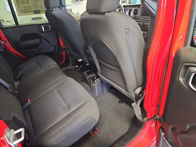 Used 2023 Red Jeep Sport S image 11