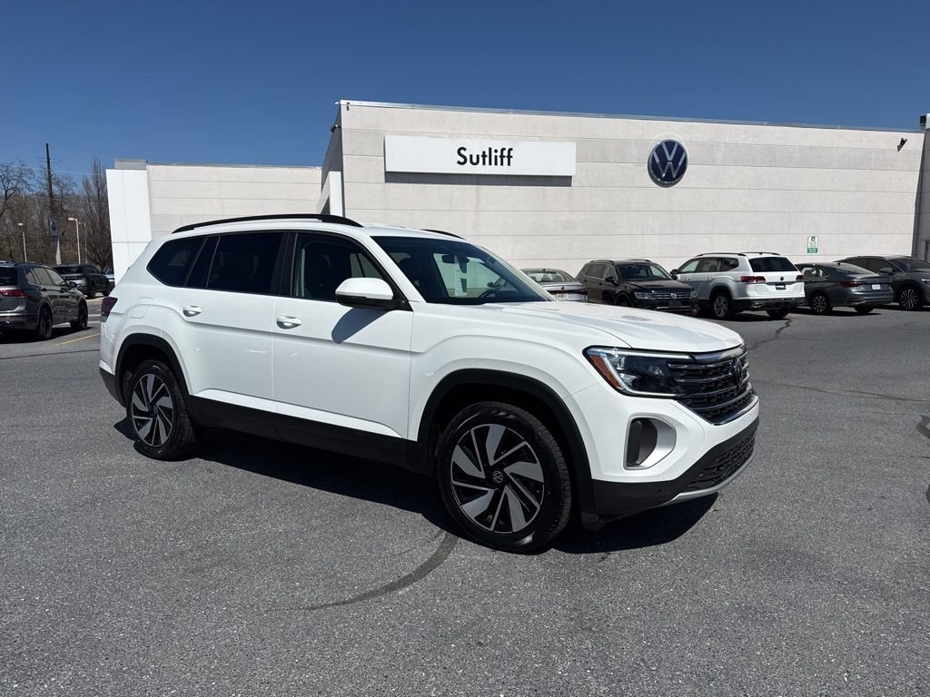 2025 Volkswagen Atlas SE w/Tech