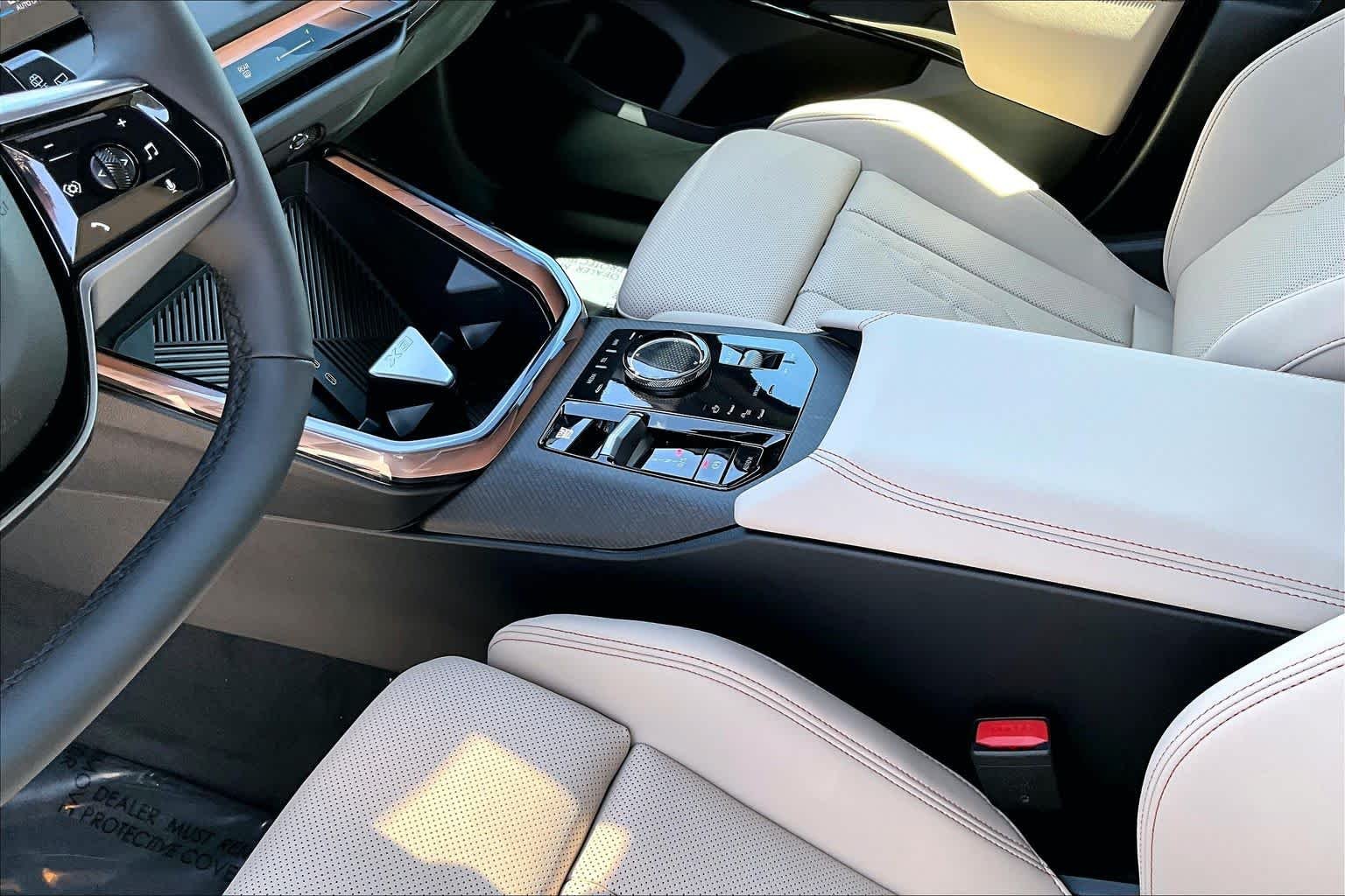 New 2026 Dune Grey Metallic BMW 30 xDrive image 7
