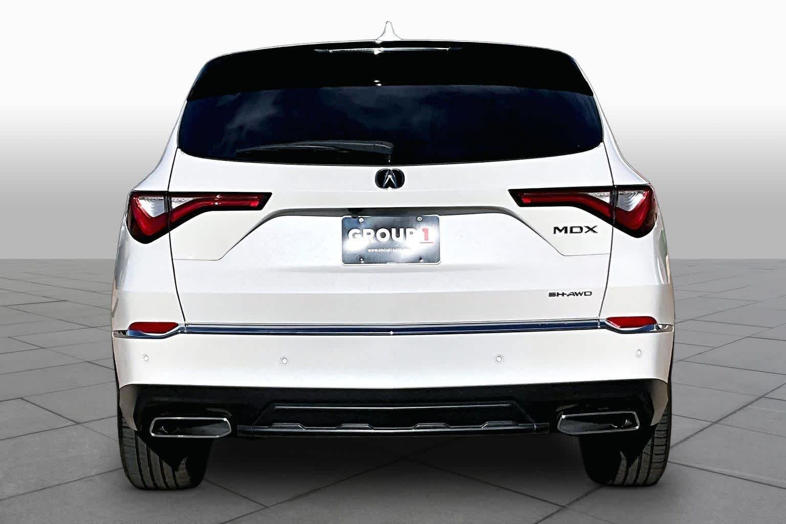 Used 2023 Platinum White Pearl Acura w/Technology Package image 5