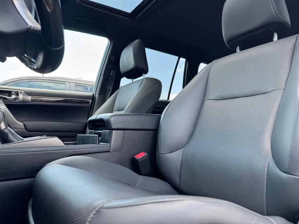 Certified Used 2023 Black Lexus 460 image 5