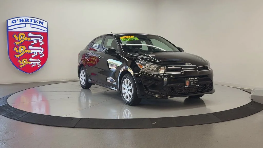 Used 2021 Aurora Black Kia LX image 2