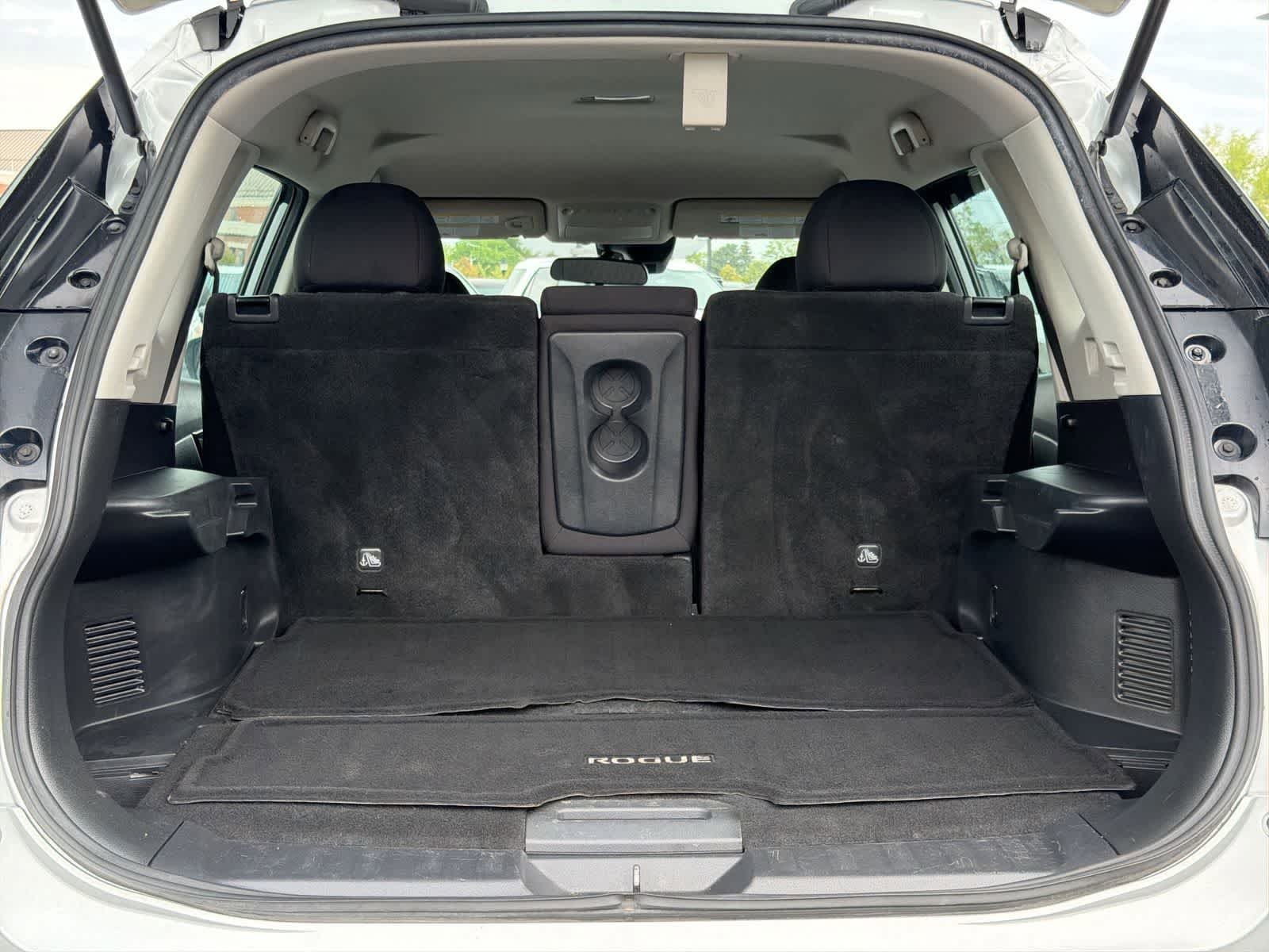 Used 2019 Brilliant Silver Metallic Nissan S image 34