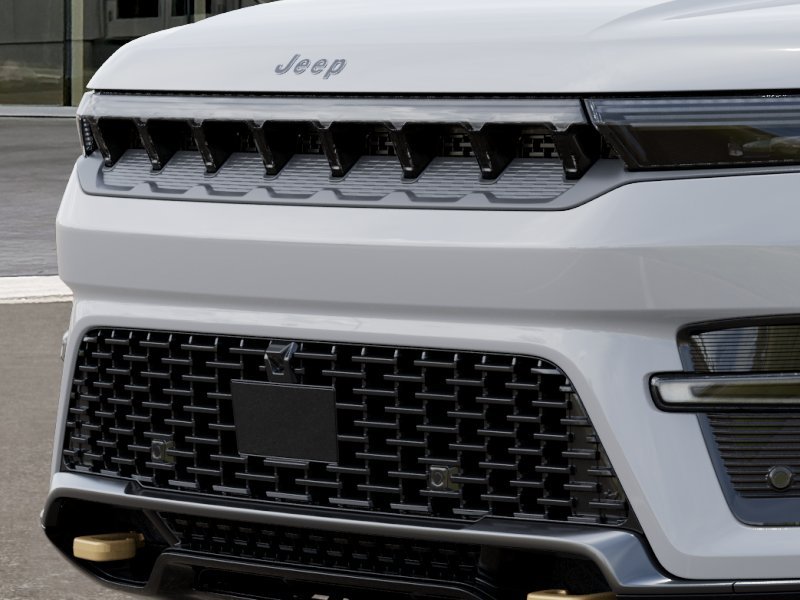 New 2026 Bright White Clear-Coat Exterior Paint Jeep 85th Anniversary Edition image 46
