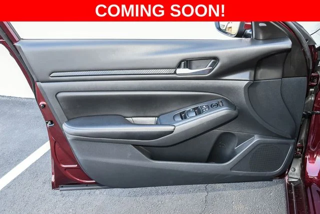 Used 2024 Red Nissan 2.5 SV image 14