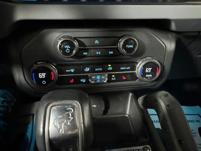 Used 2023 Azure Gray Metallic Tri-Coat Ford Everglades image 14
