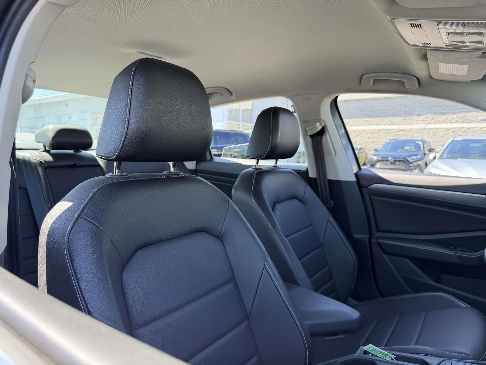 2024 Volkswagen Jetta SE - Photo 11