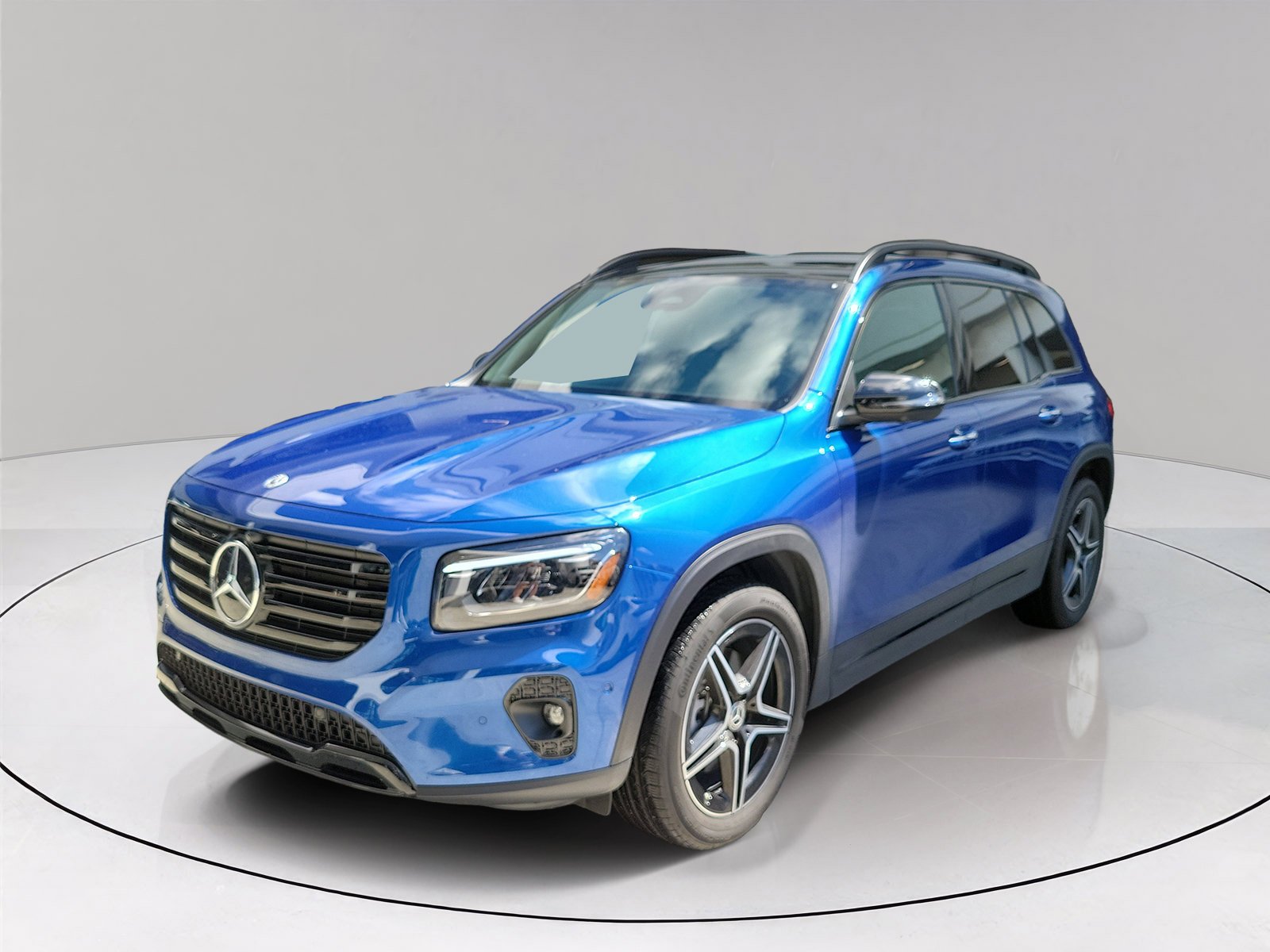 Certified Used 2026 Blue Mercedes-Benz GLB 250 image 3