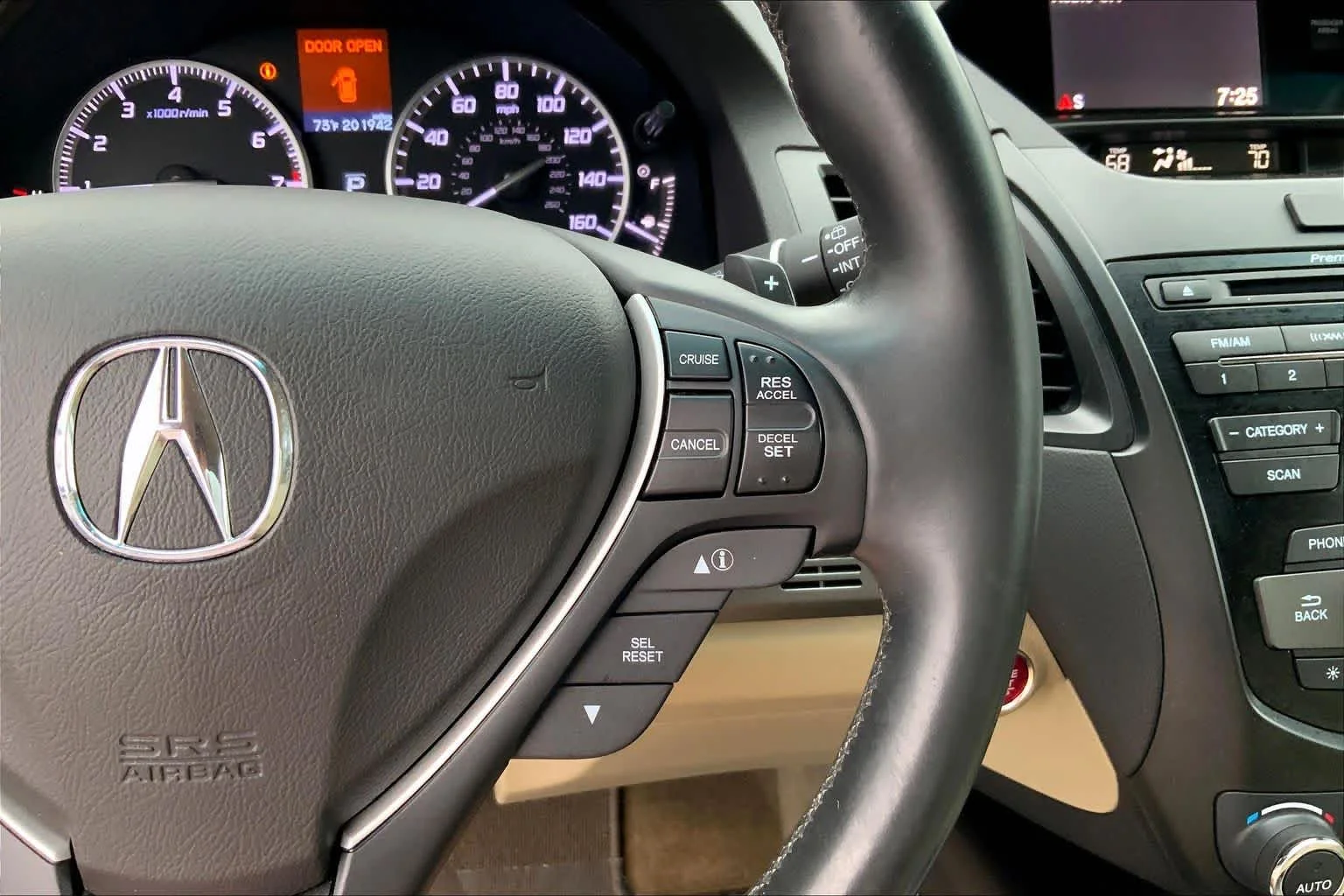 Used 2015 White Diamond Pearl Acura  image 23