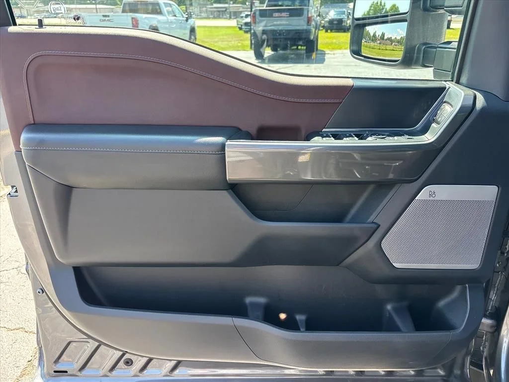 Used 2023 Gray Ford Lariat image 26