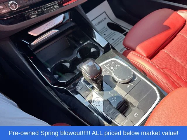Used 2022 Black BMW sDrive30i image 28